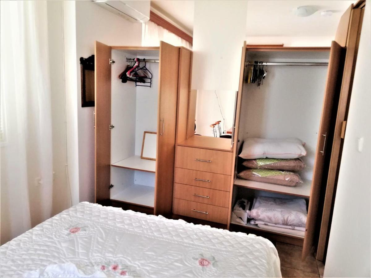 Kalamata Downtown Apartment Bagian luar foto