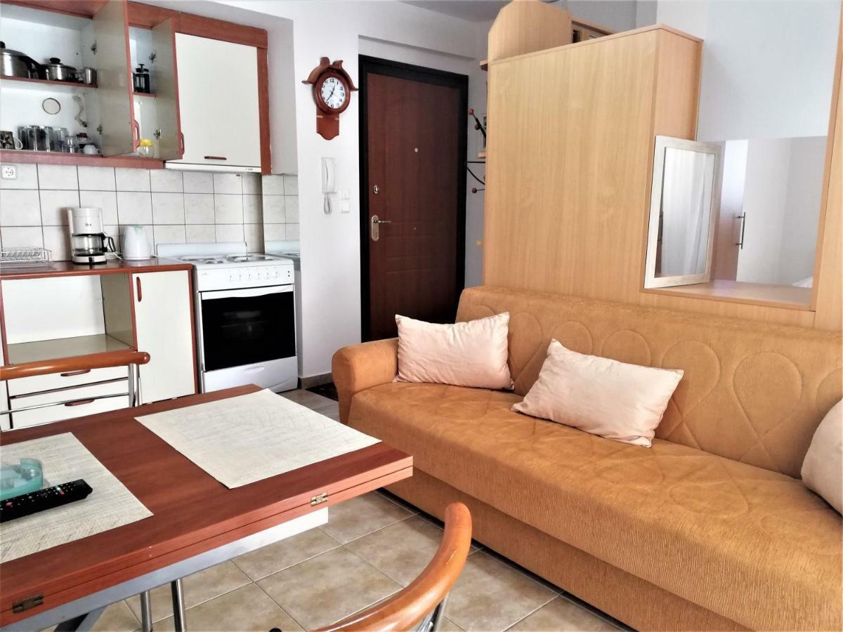 Kalamata Downtown Apartment Bagian luar foto
