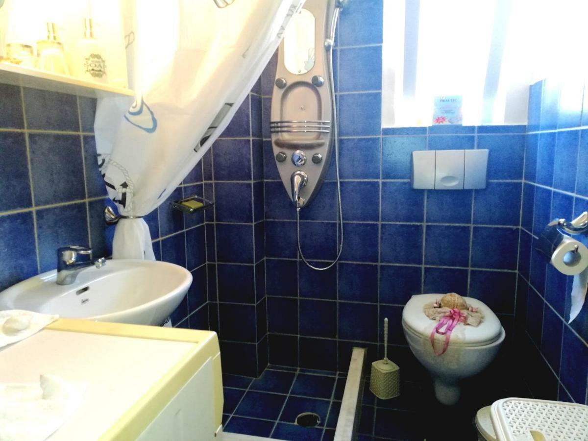 Kalamata Downtown Apartment Bagian luar foto